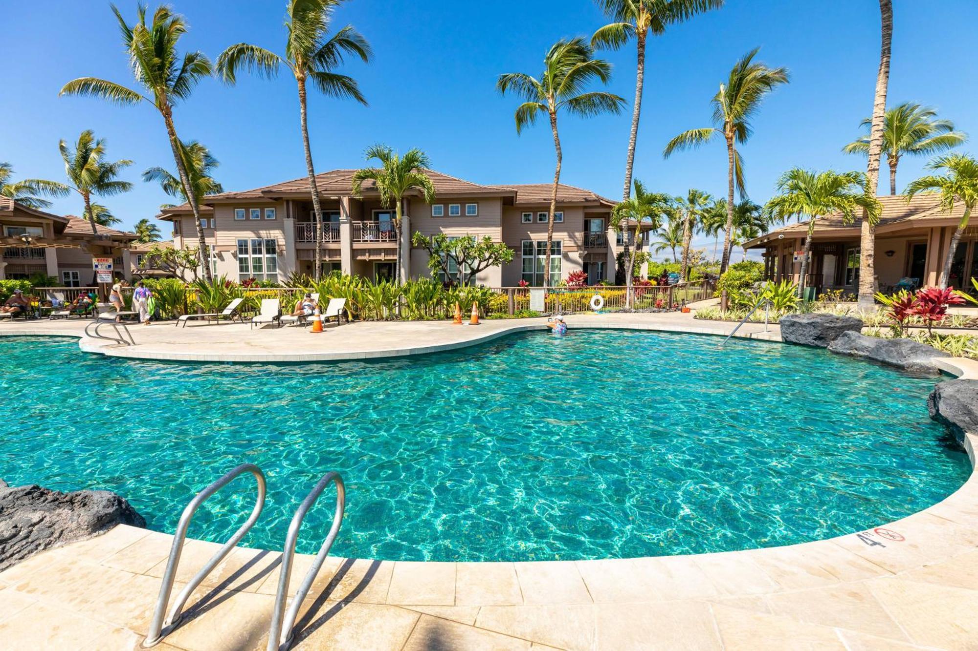 Hilton Pool Pass Included - Stylish Central Villa Mins To Beach Pool & Spa Вайколоа Екстер'єр фото